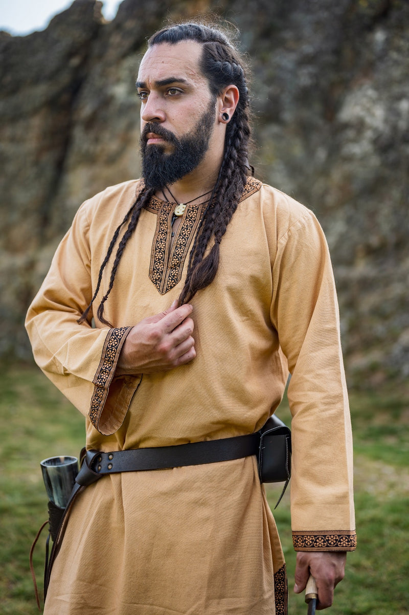 Keltische tuniek Finn, honingbruin