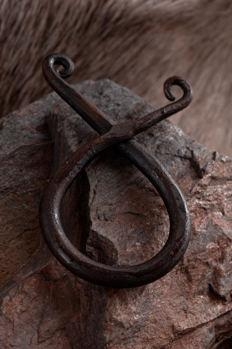 Trolkruis (Trollkors), ijzer