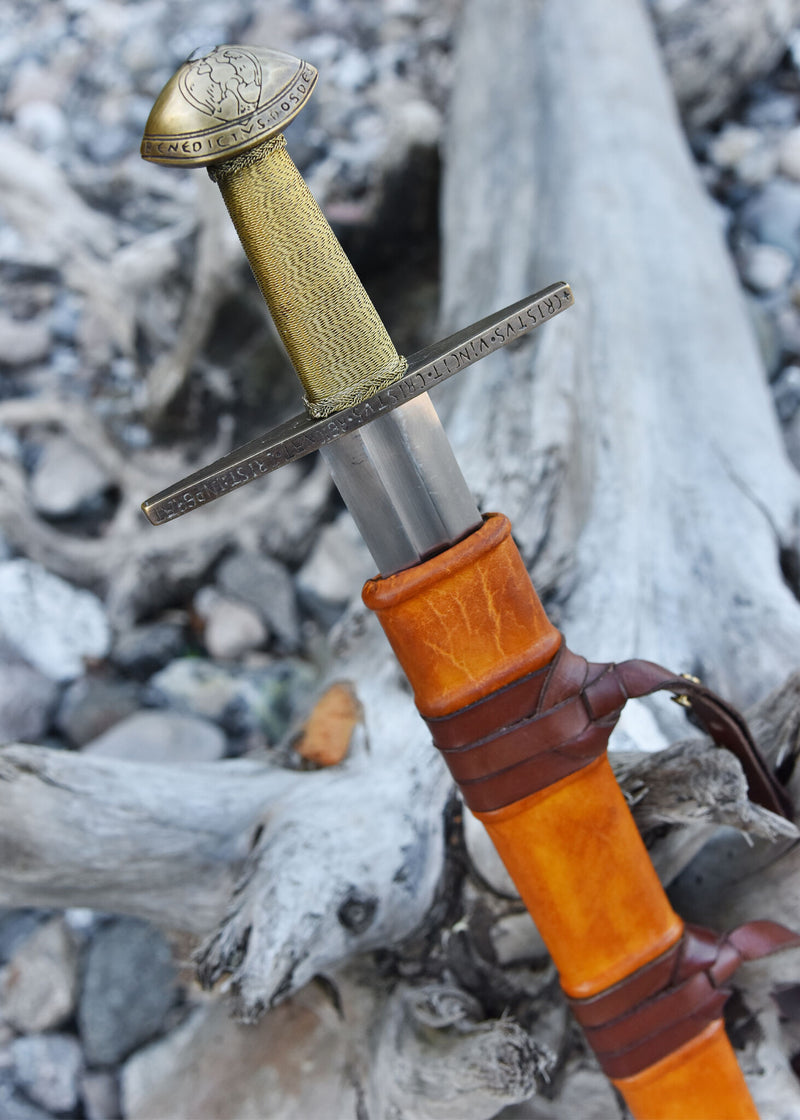 Espada de San Mauricio (Viena), siglo XII, semi-afilado 