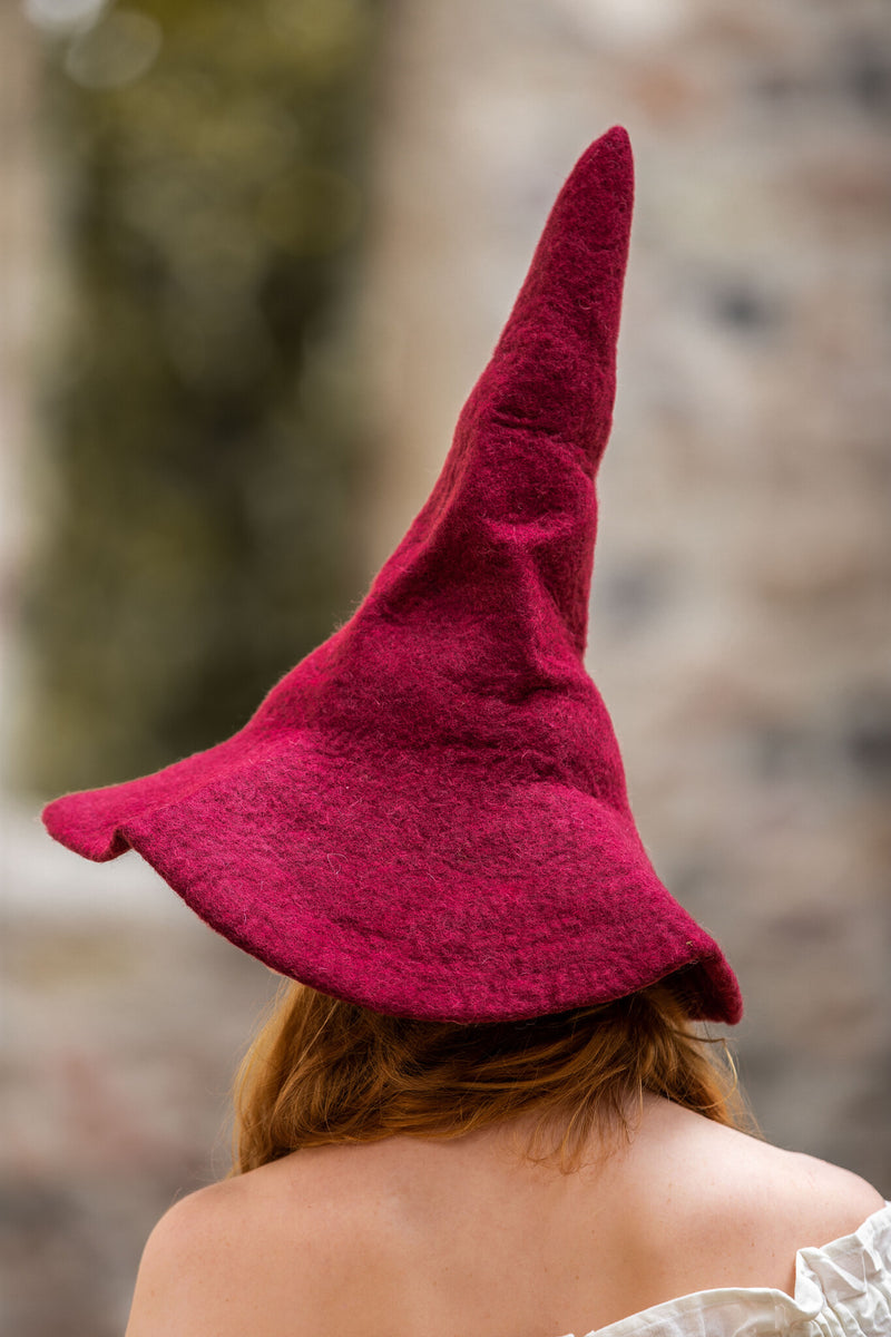 Heksehat, rød, uldfilt 