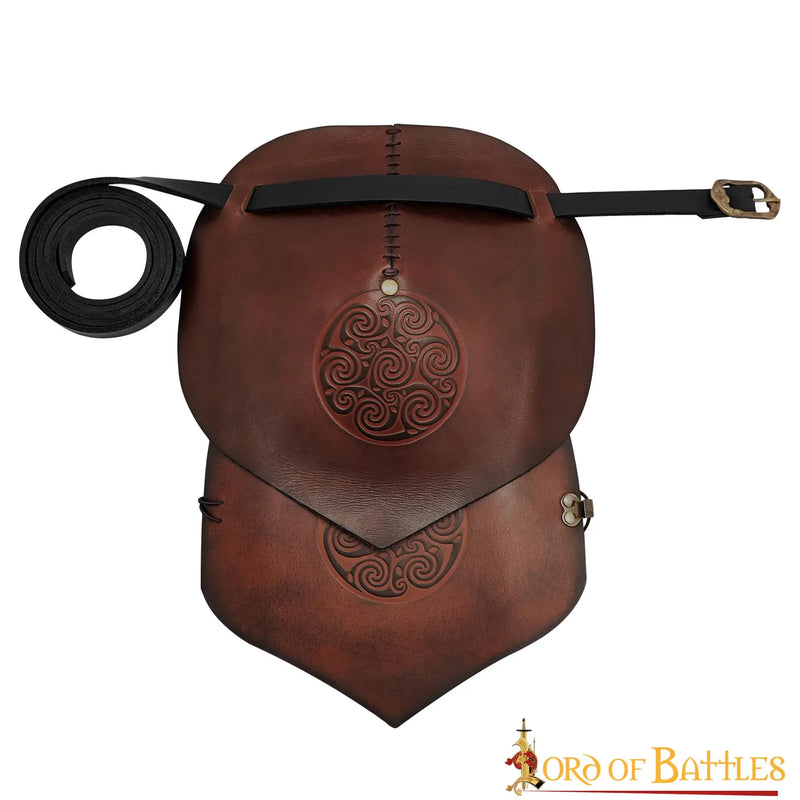 Läderpauldron keltiska spiraler 