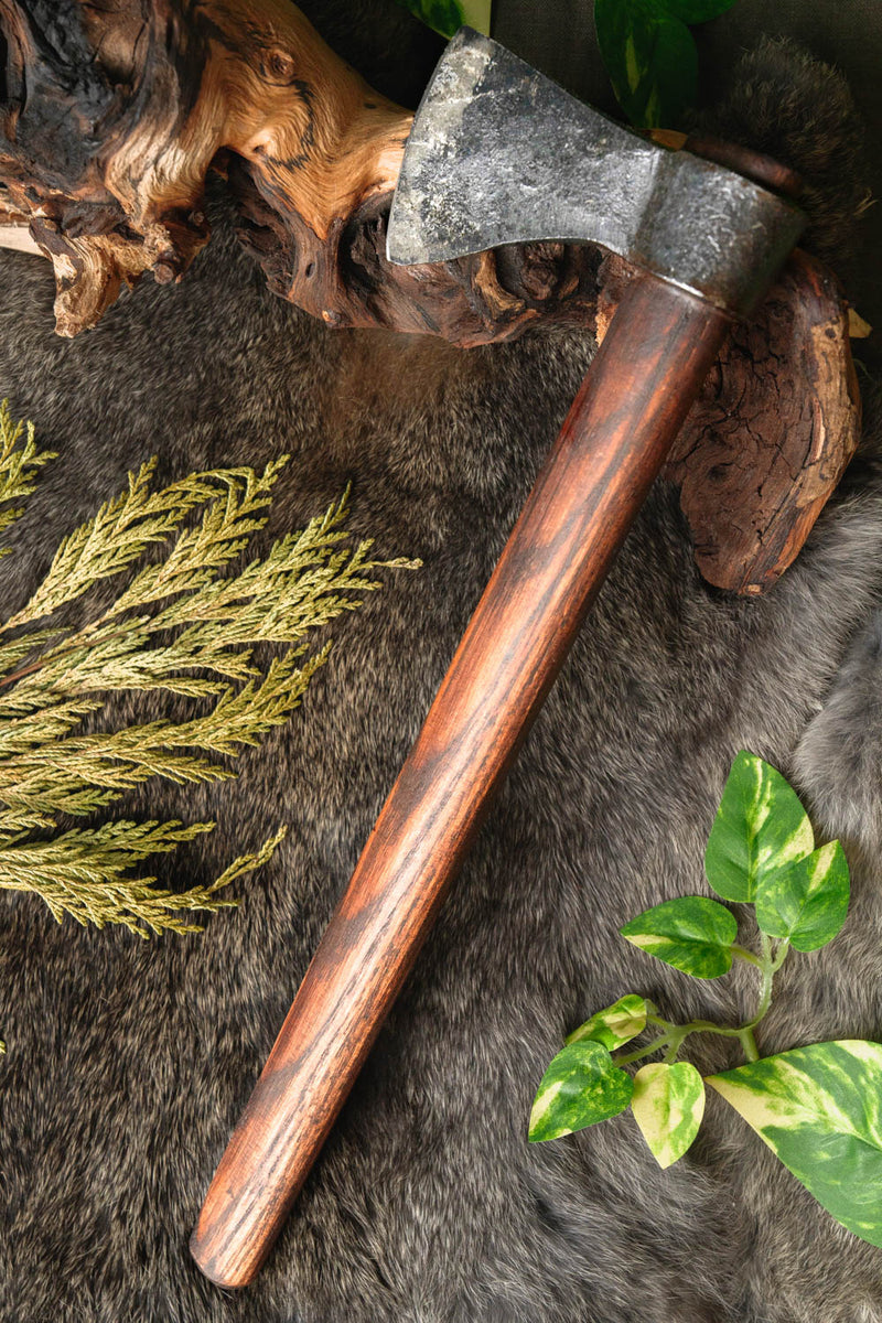 Viking werpbijl, type L, semi-scherp