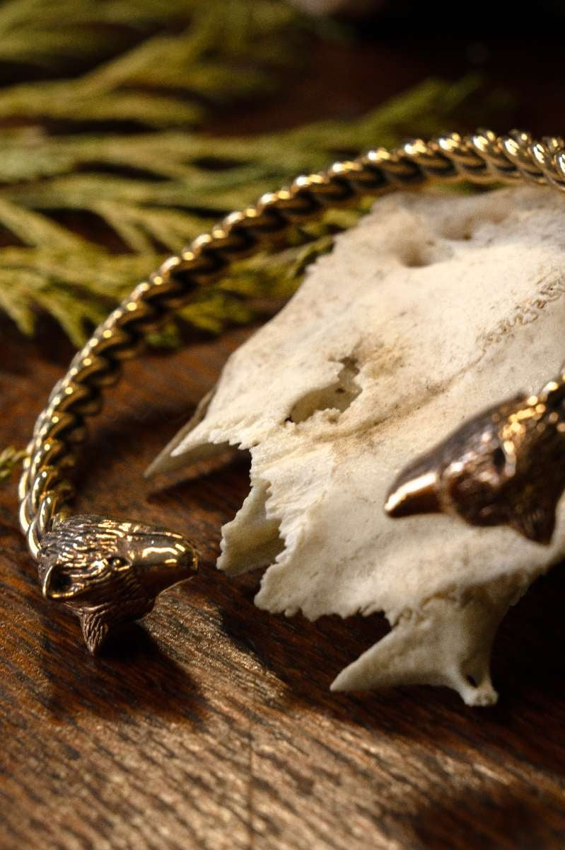 Armband met wolfskoppen, brons