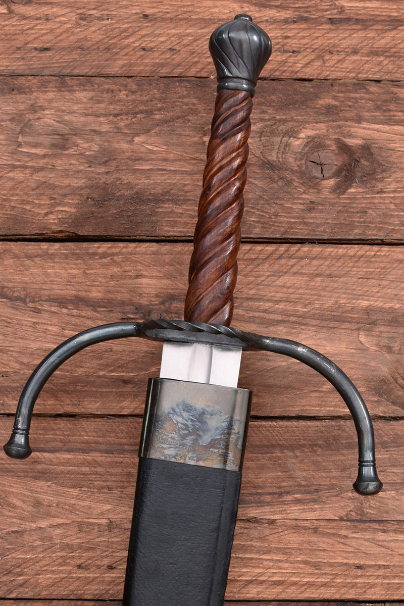 spada a due mani del XVI secolo, spuntato (battle-ready) 