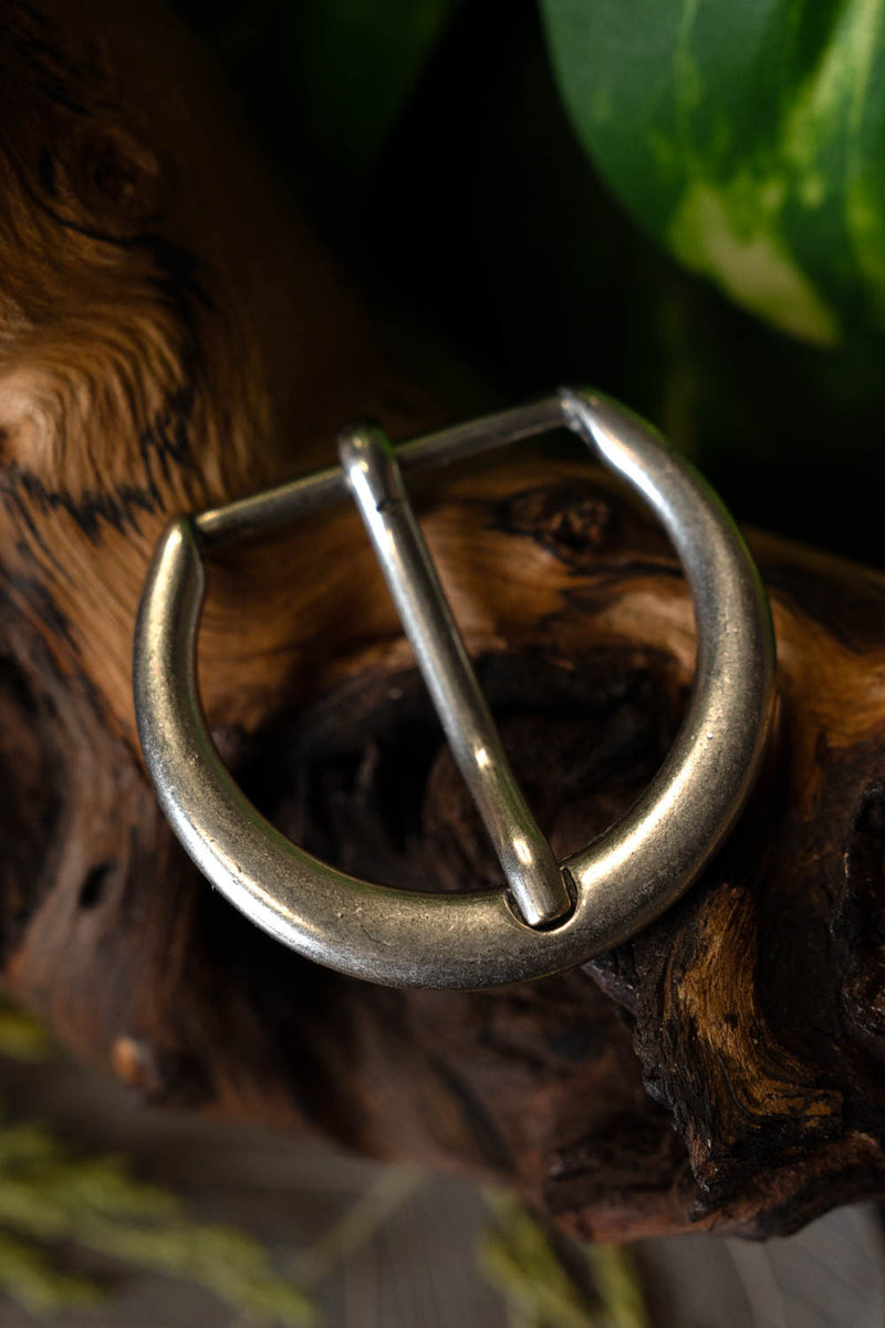 Medieval buckle brass 3a