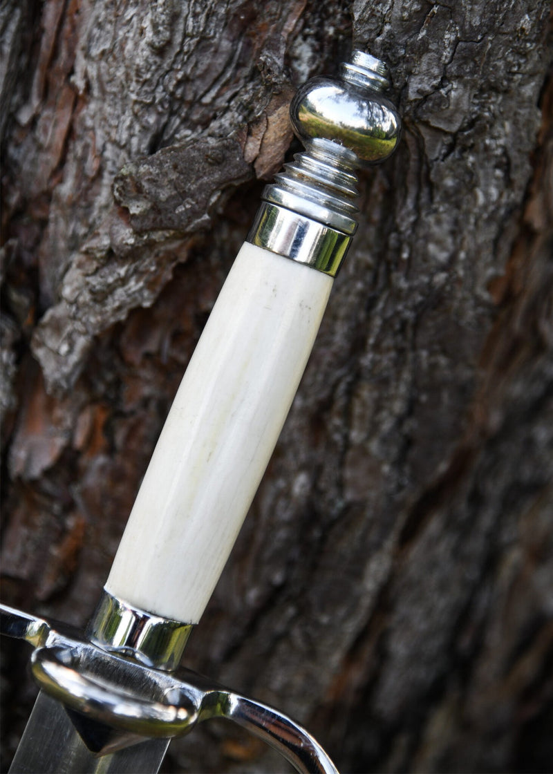 Main-gauche with bone handle, semi-sharp