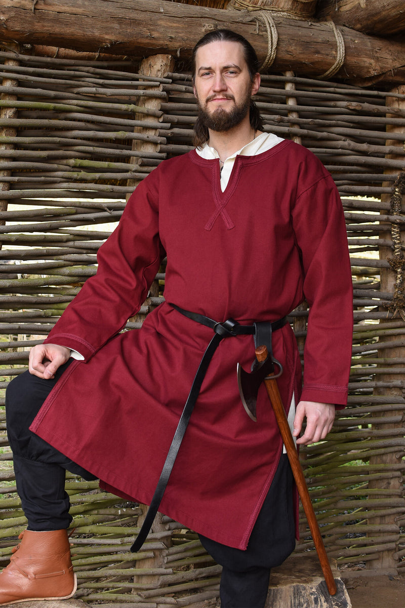 Tuniek Harald, bordeauxrood