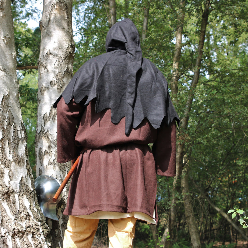 Woollen chaperon, black