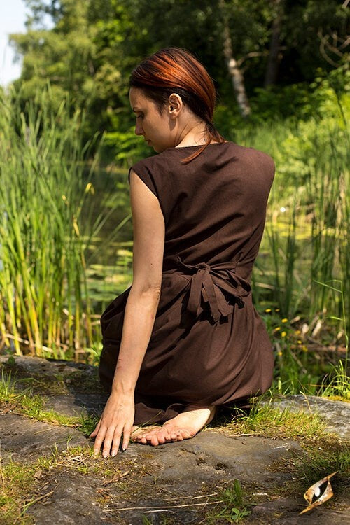 Middeleeuwse kirtle Elaine, bruin