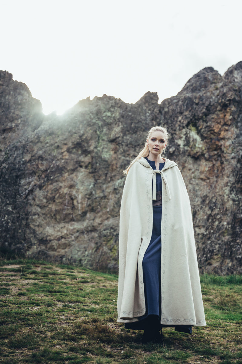 Broderie manteau Damia, crème, mélange de laine 