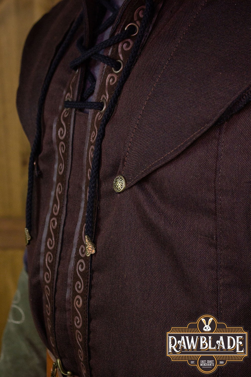 Karanthir Tuniek, bruin