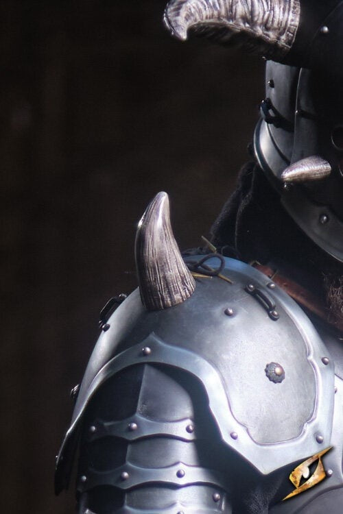 Demon horn mörk-ljus 