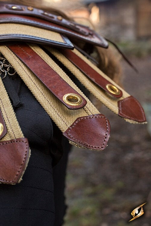 Romersk skulderpanser fra læder 