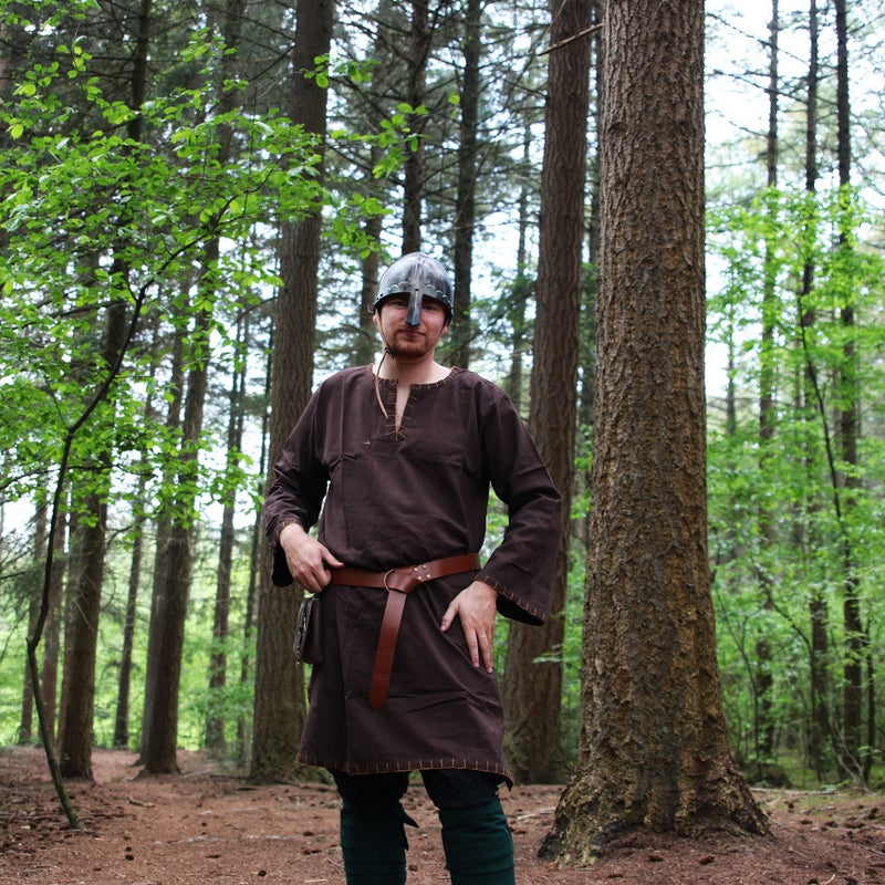 Tunica con orlo autentico, marrone scuro 