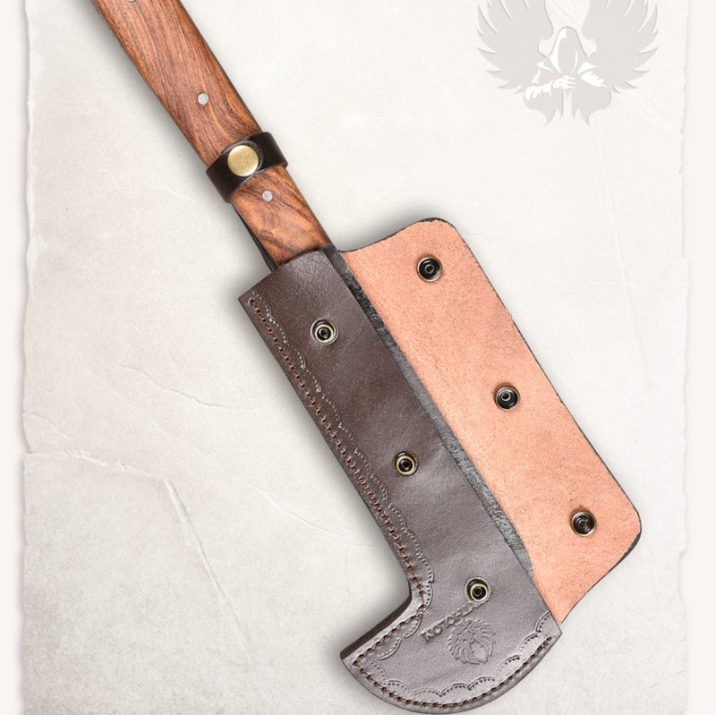 Stridshacka Elaina, halvvass 