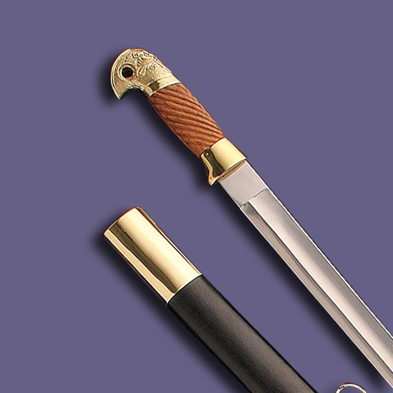 Russiske sabel shashka, halvskarpt 