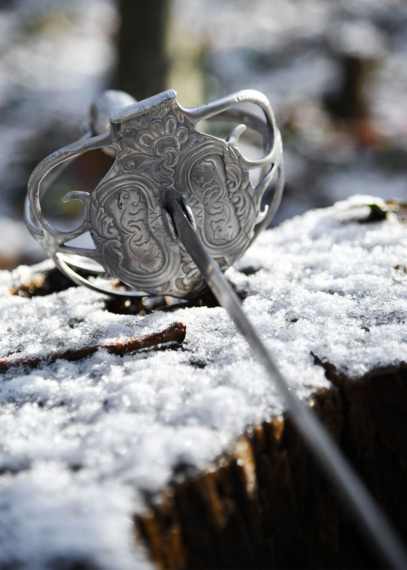 Mortuary hilt zwaard, bot (battle-ready)