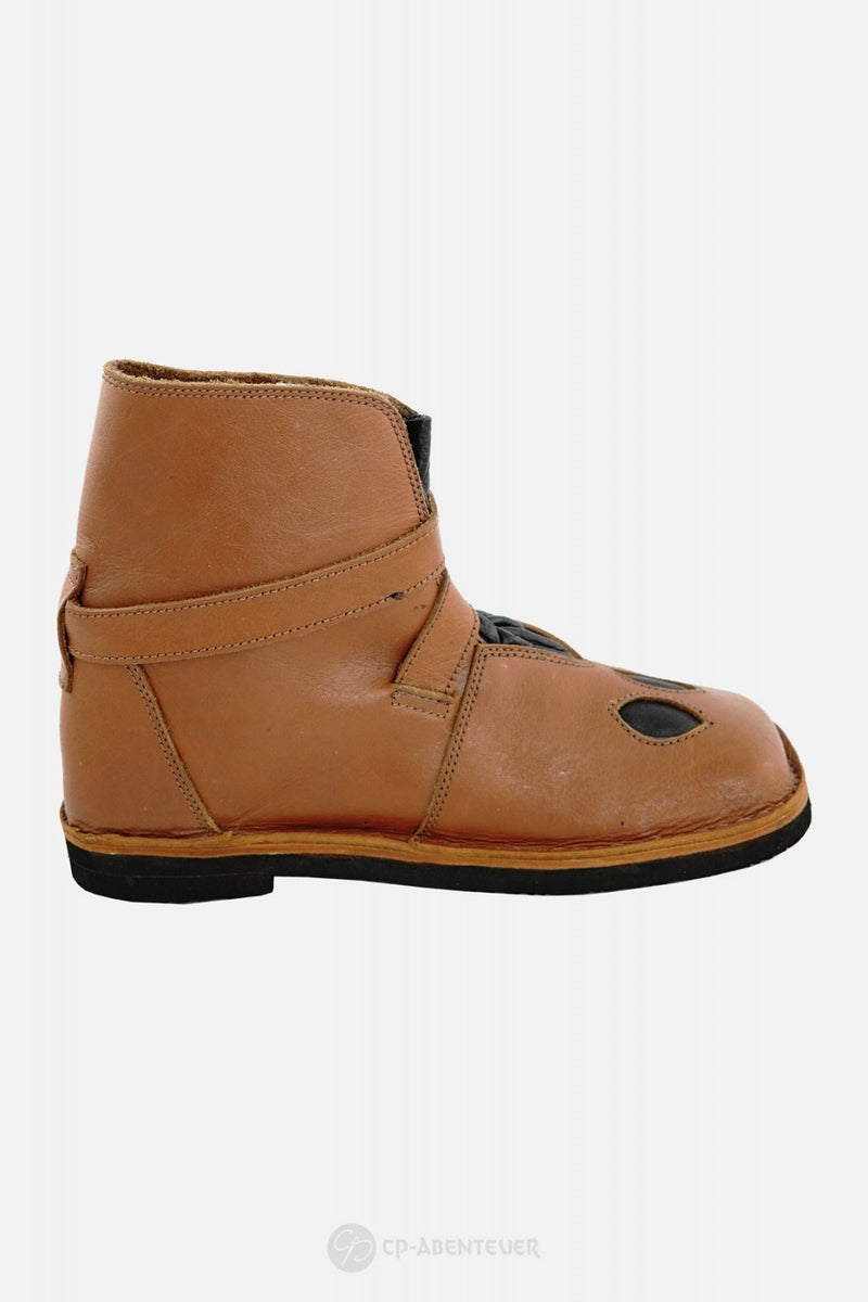 Buty krajowe Frundsberg