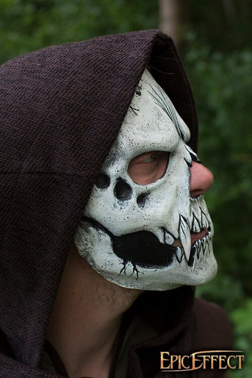 Masque de crâne blanc 