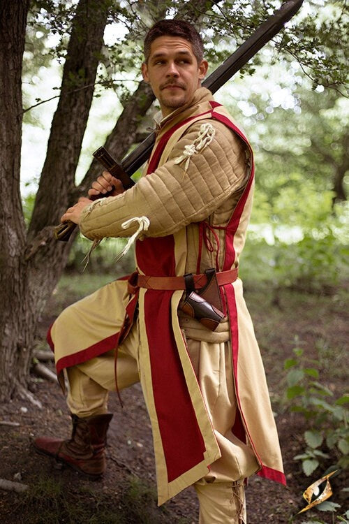 Waffenrock Geoffrey, beige-rojo 