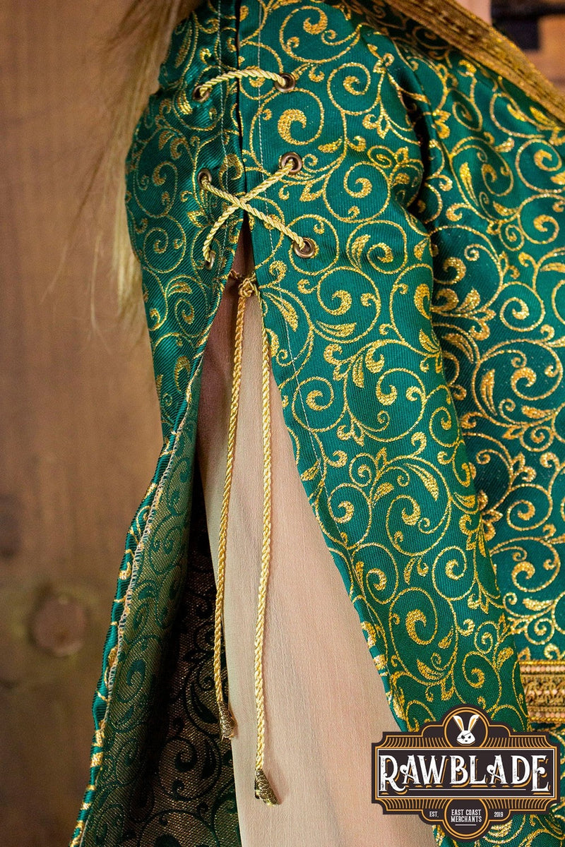 Aquitanien -Edelkleid - grün