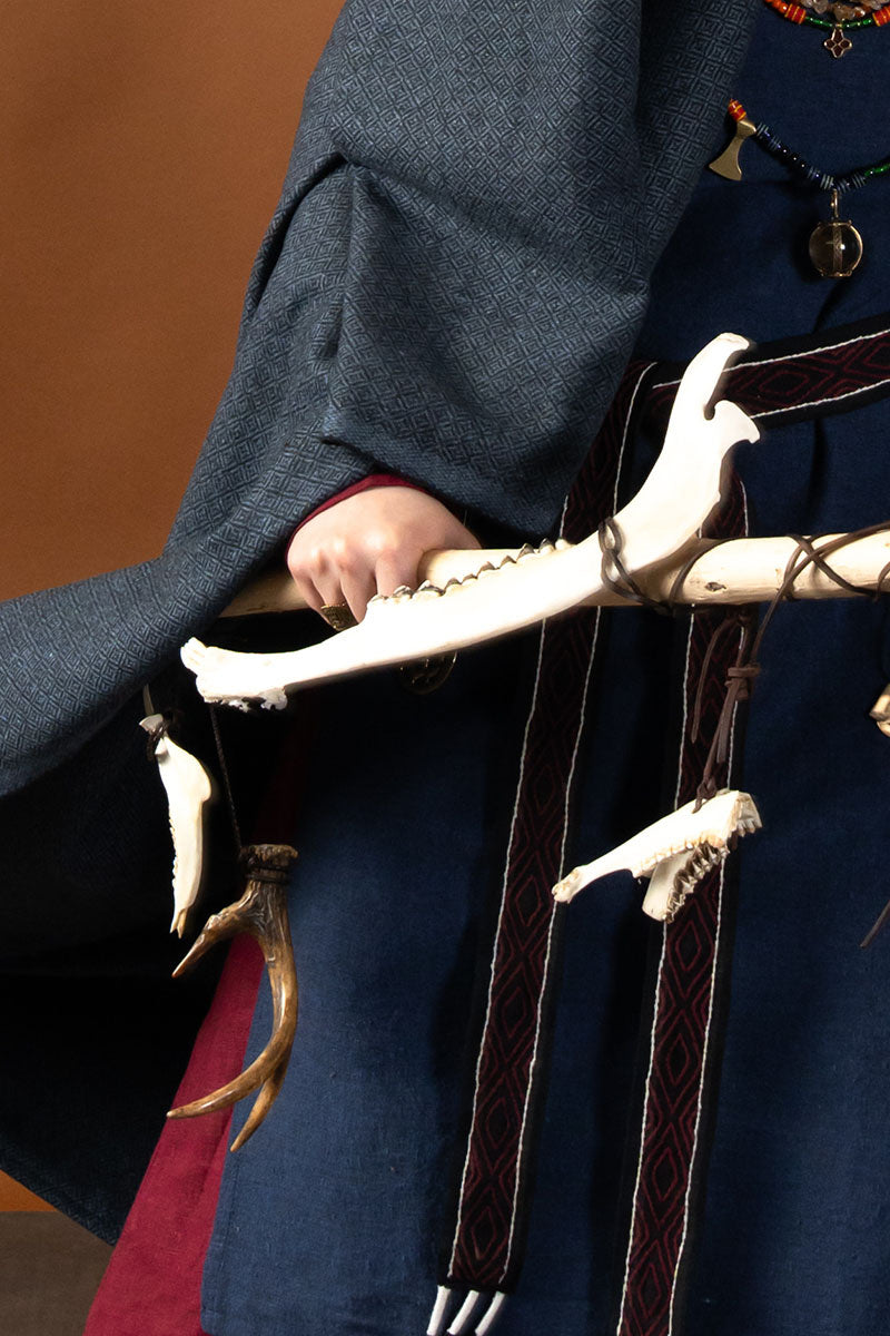 Unterkiefer roter Hirsche, 1 Hälfte