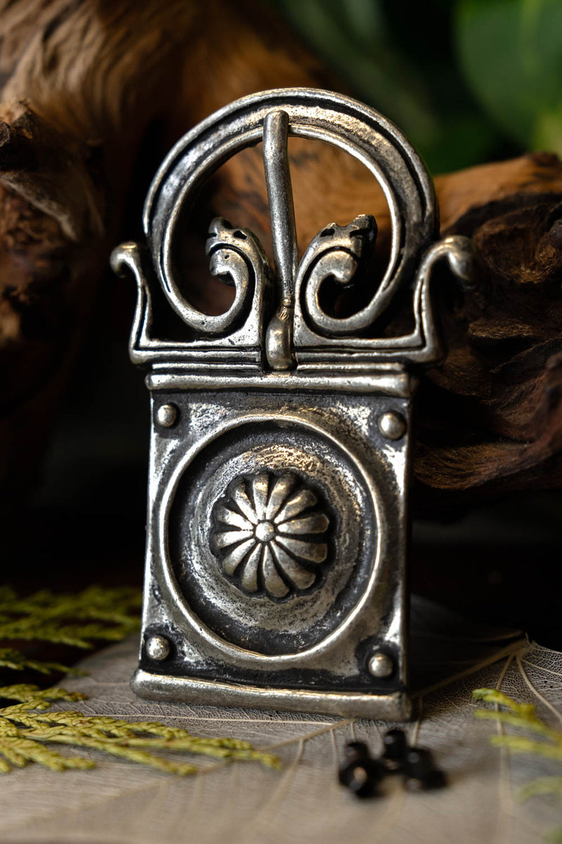 Romeinse gesp met gespplaat, 1e eeuw n.Chr., verzilverd