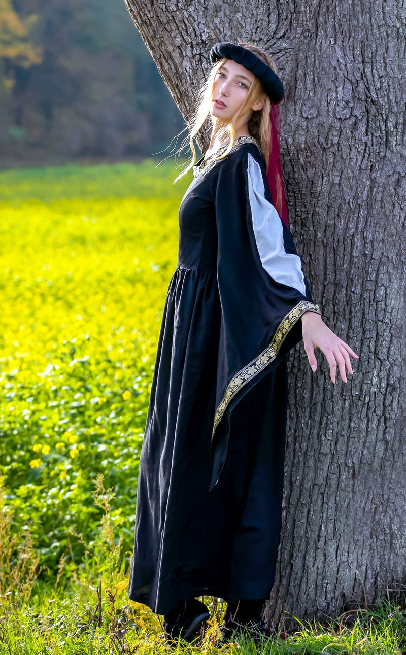 Jomfrukrans, sort–Rød 