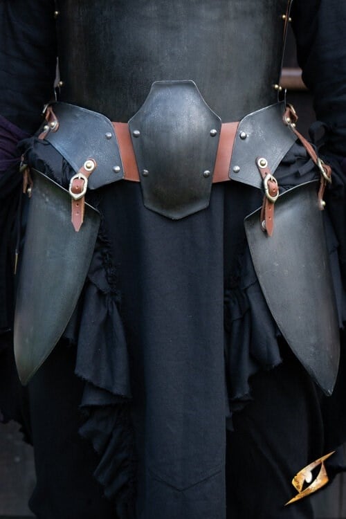 Renegade Vrouwenpantser, frędzle