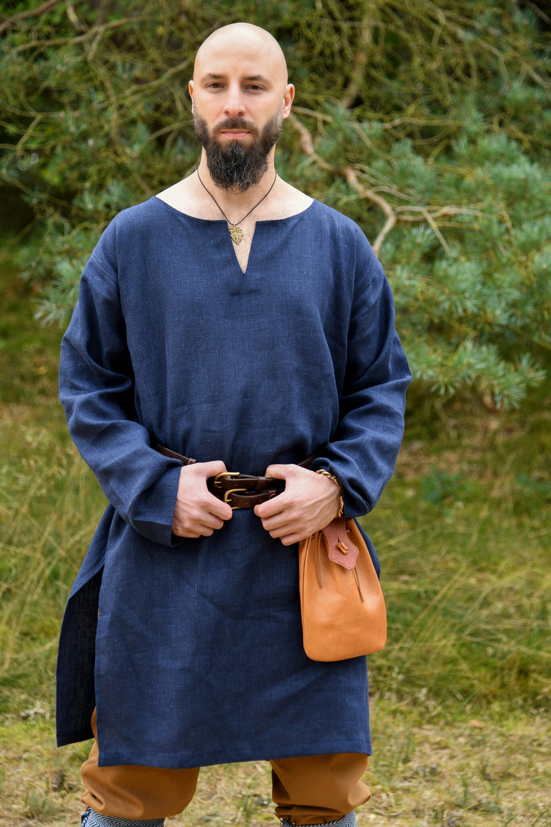 Middeleeuwse linnen tuniek, blauw
