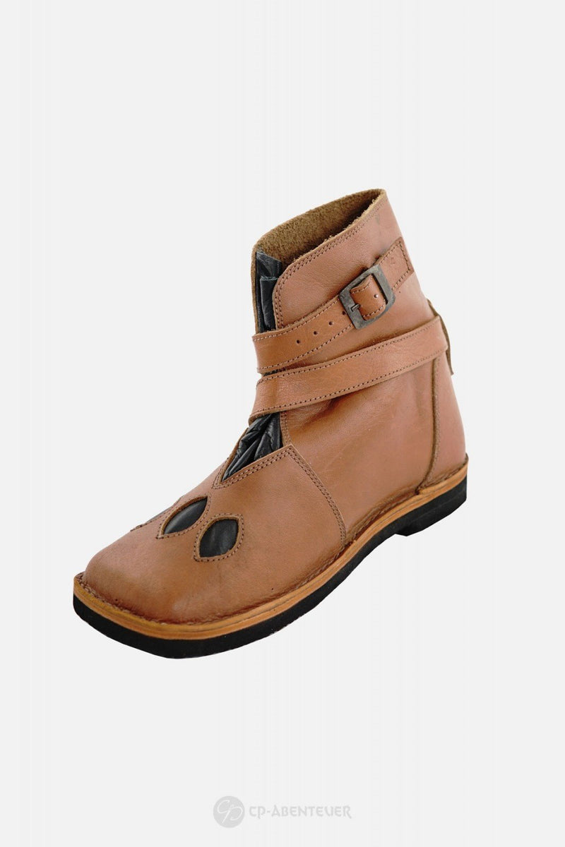 Buty krajowe Frundsberg