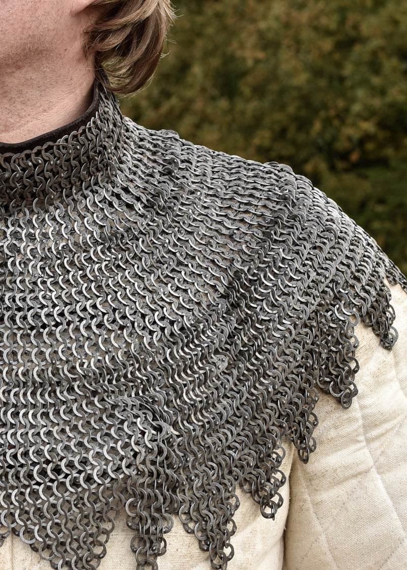 Bisschopsmantel maliënkraag platte ringen ronde klinknagels, 8 mm