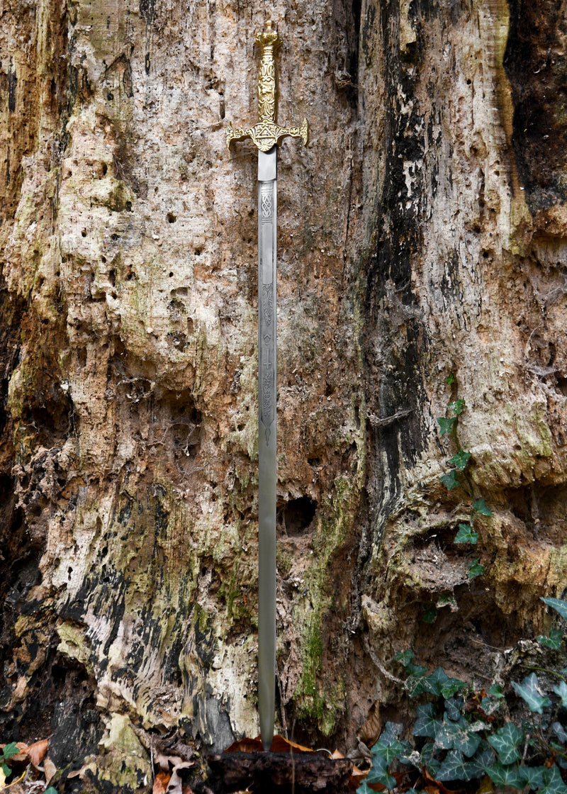 Ceremonial sword, gold, semi-sharp