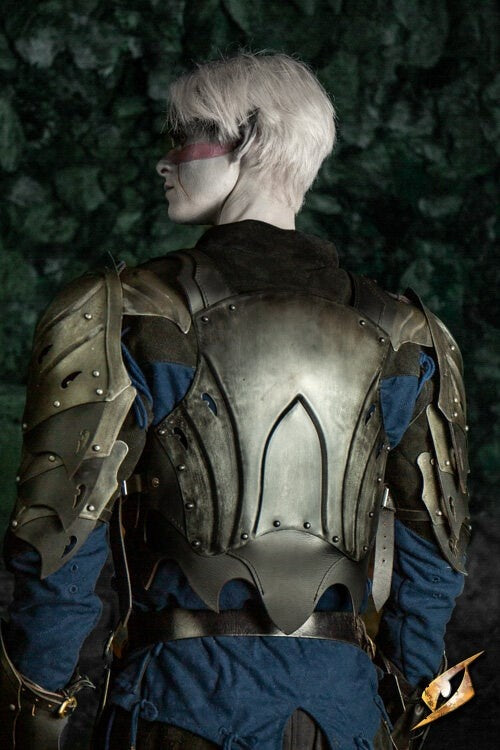 Dark elven Eventide kuras