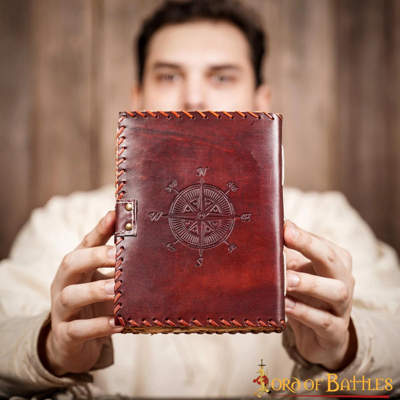 Diario in pelle con pietre 