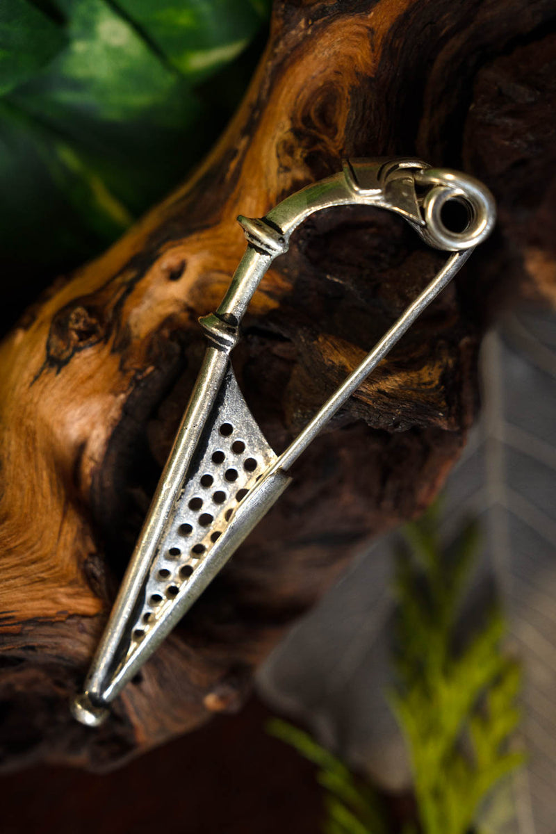 Germaanse boogfibula 1e eeuw n.Chr, verzilverd brons