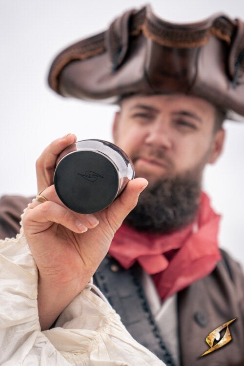 Horn cup, dark, 200-300 ml