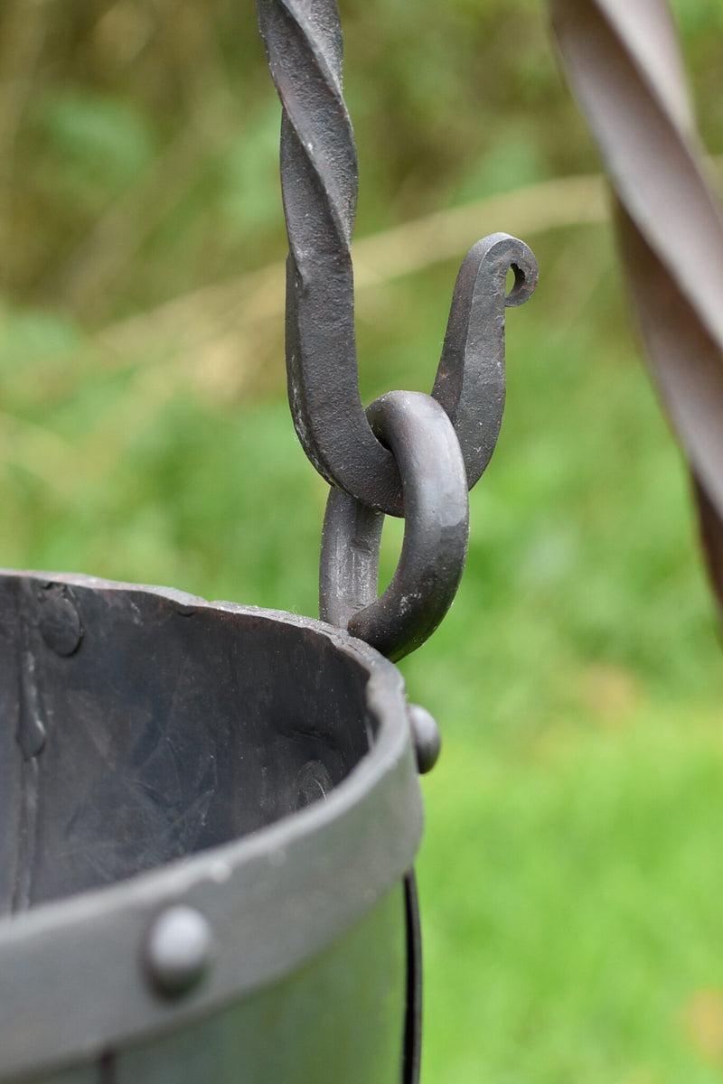 Grote vroeg-middeleeuwse ketel 9 liter