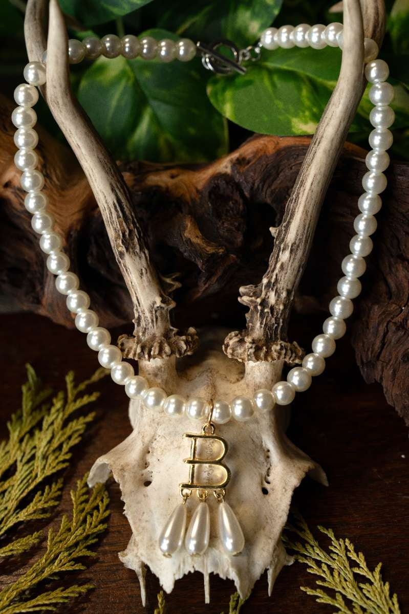 Parelketting Anna Boleyn, tin