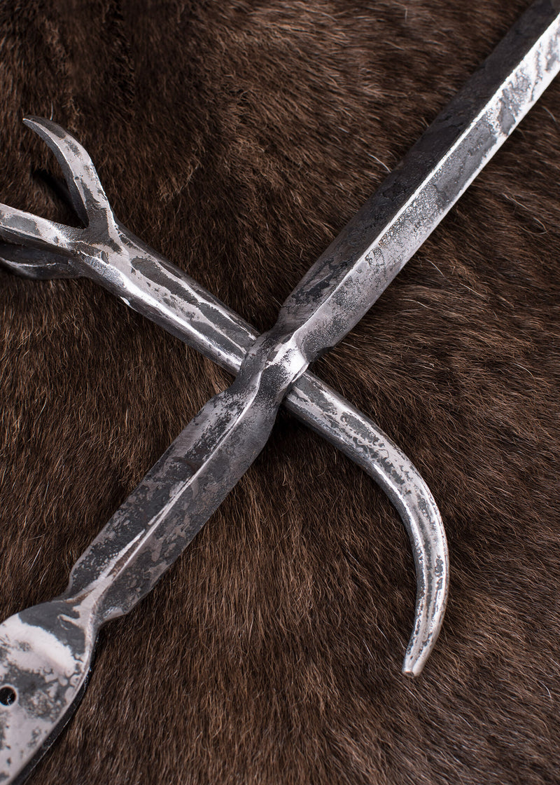 Lucernehamer, paalbijl, semi-scherp