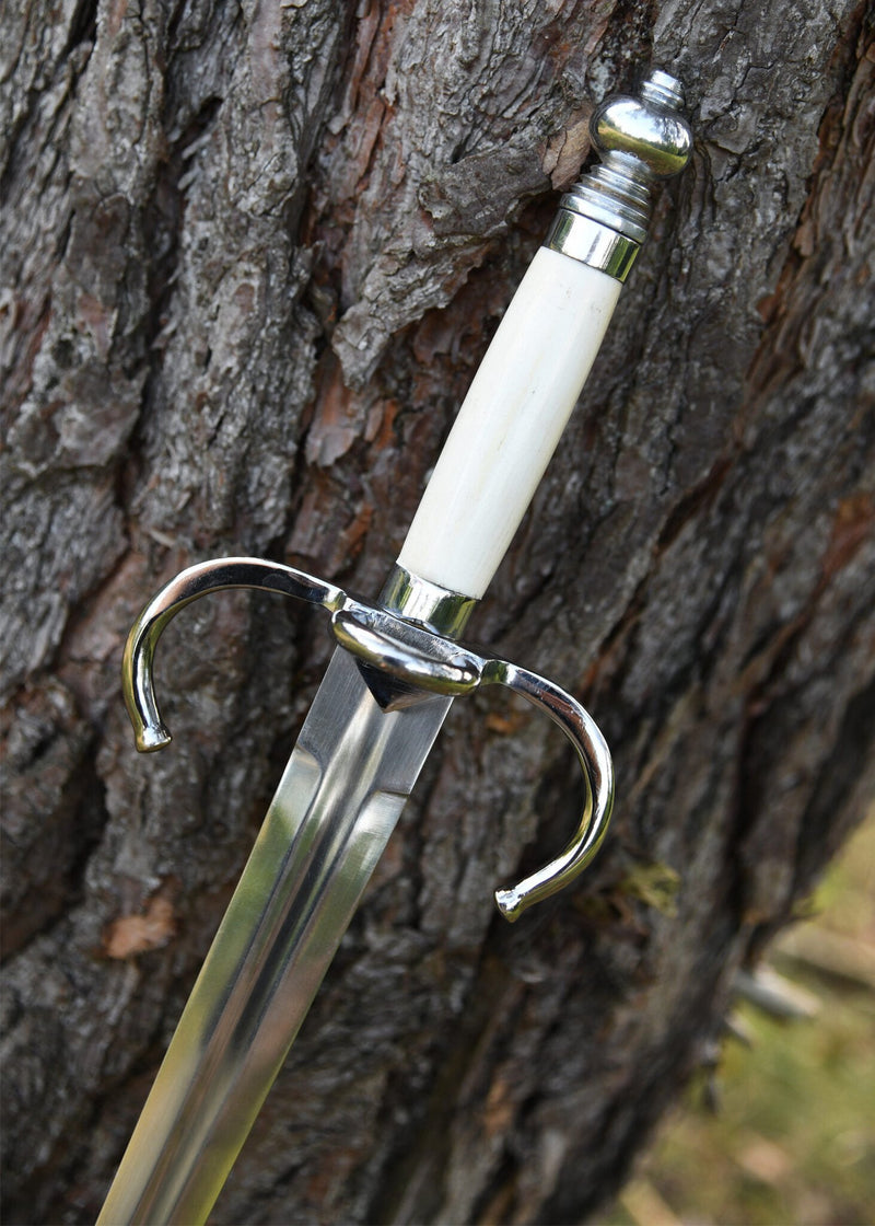 Main-gauche with bone handle, semi-sharp