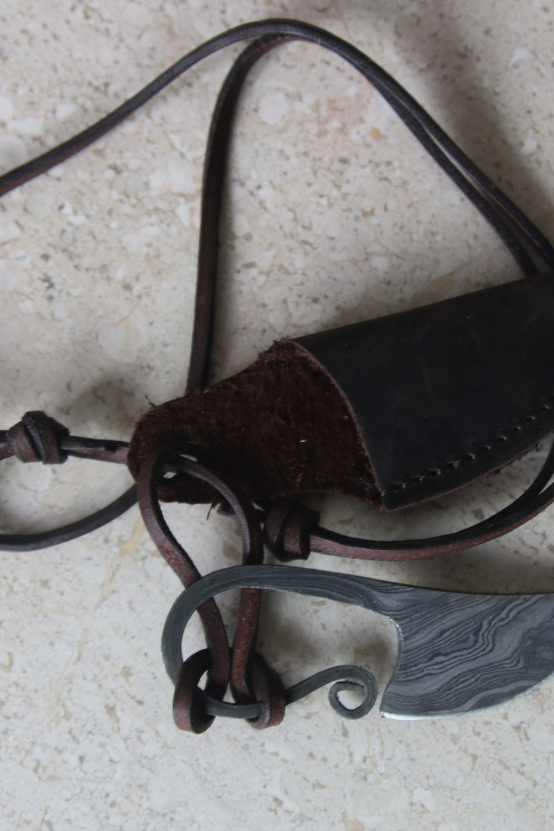 Germanic neck knife damast steel, sharp