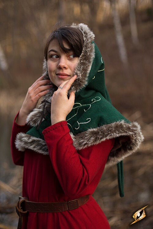 Hood with Bontrand Gisla, Green