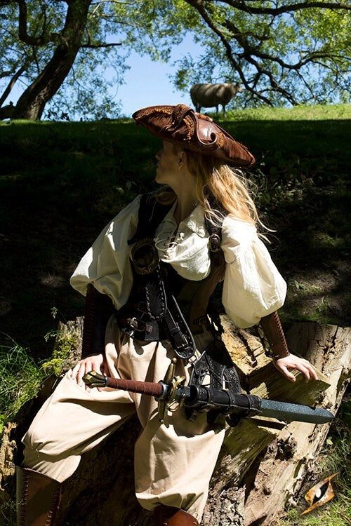 Tricorn Blackbeard, brown