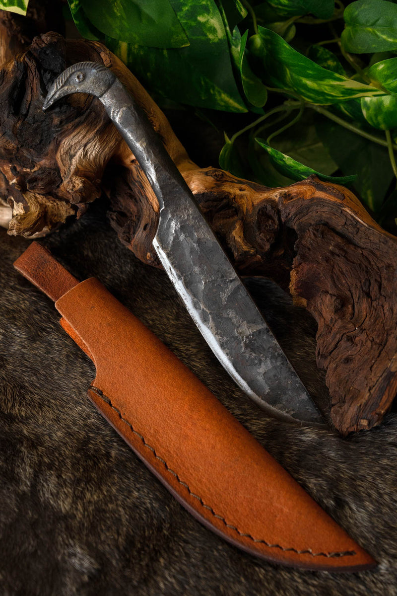 Handgesmeed mes Jorik, semi-scherp