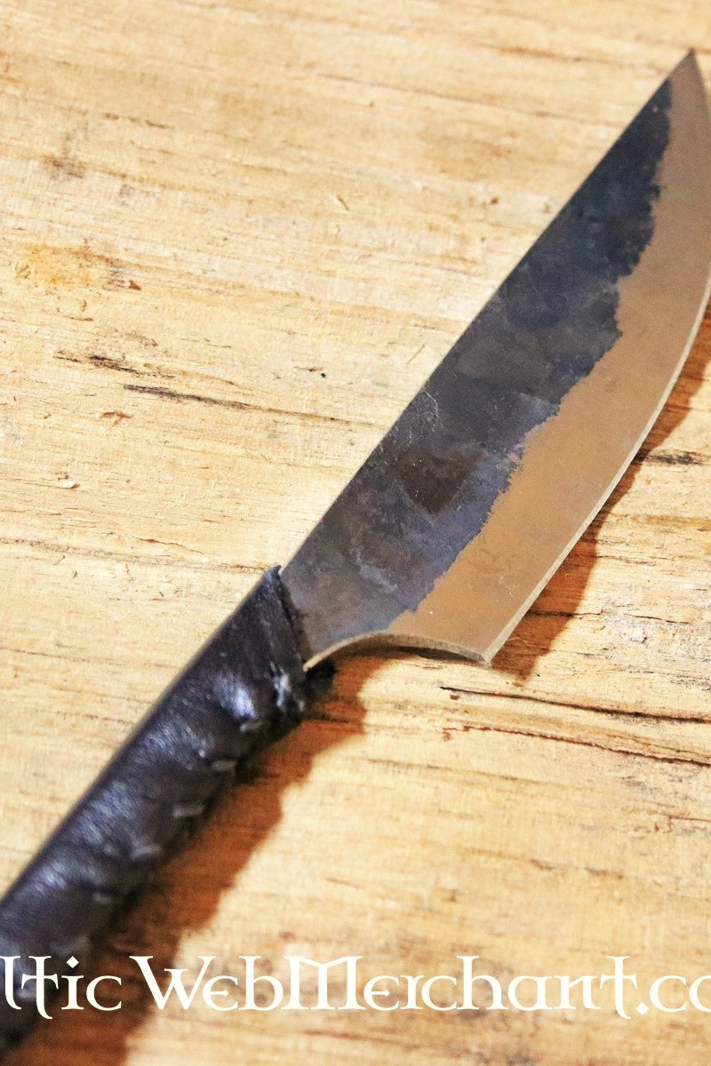 Keltisch gebruiksmes Vix, semi-scherp