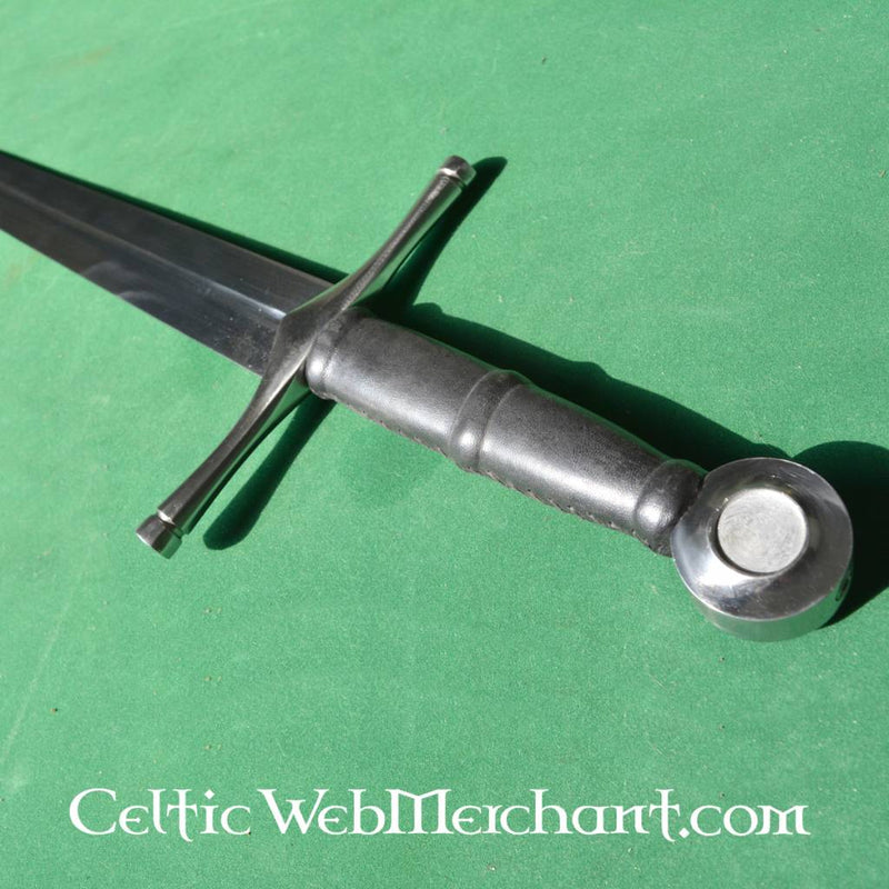 Bastard sword Ruaidrí, blunt (battle-ready)