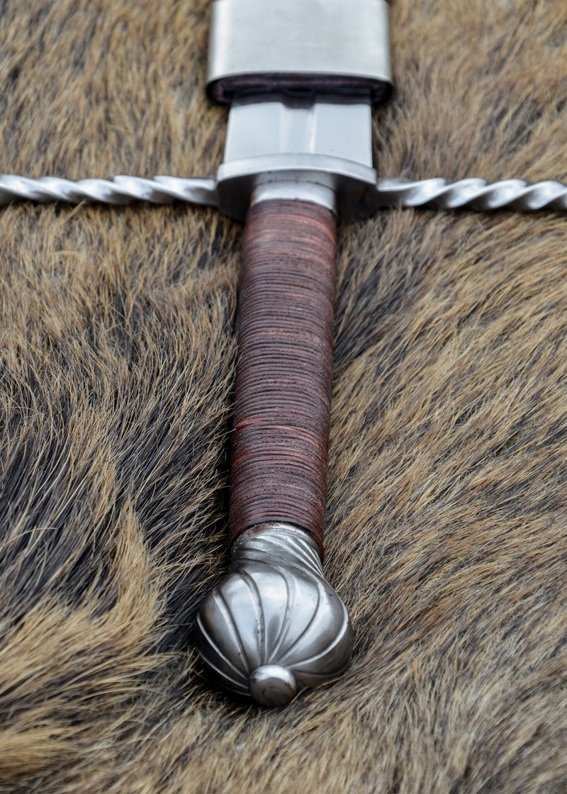 Anderhalfhander Oakeshott type XVa, semi-scherp