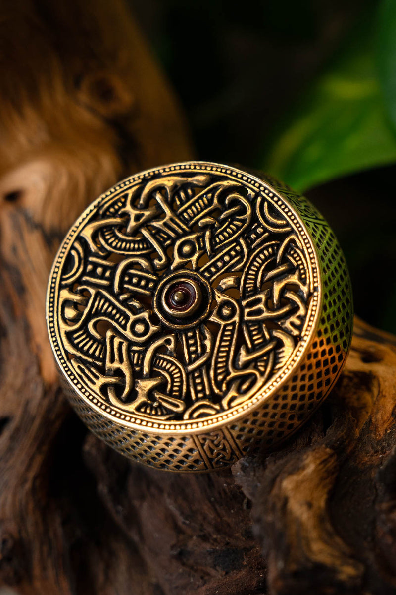 Gotland drumbroche, brons