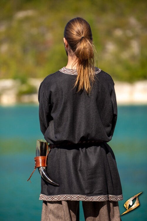 Tunik Hilmar, Vismebraat, czarny